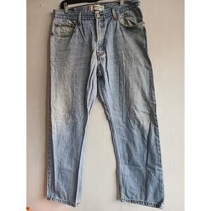 Vintage Y2K mens 36" x30" Levi’s 550 regular fit straight jeans faded light wash